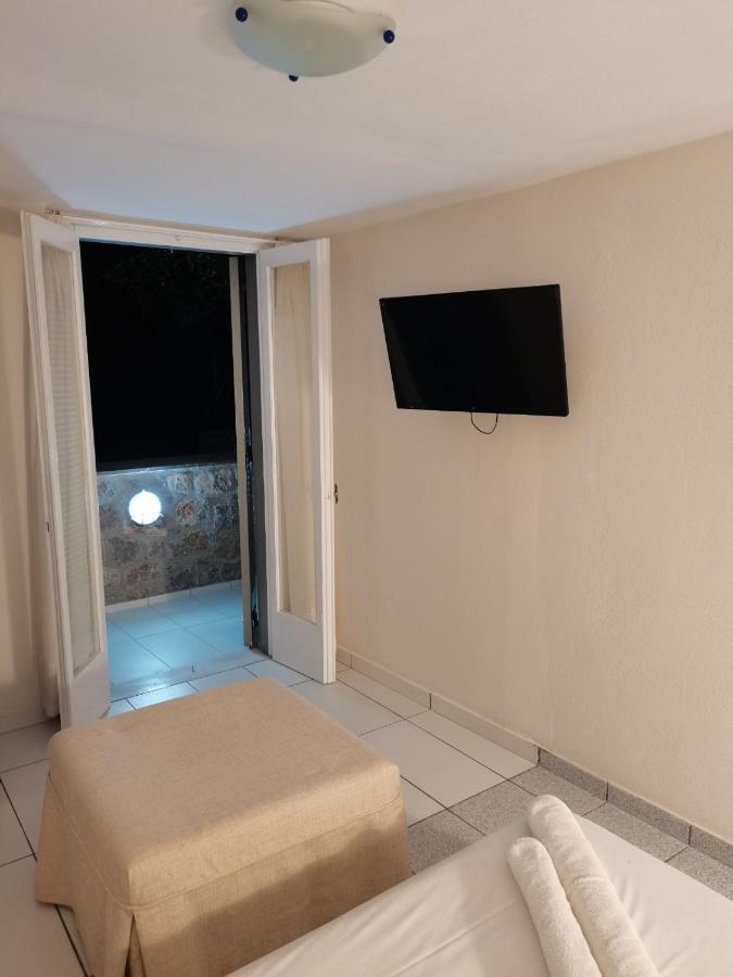 Sea Waves Apartments Néa Epídavros Zewnętrze zdjęcie