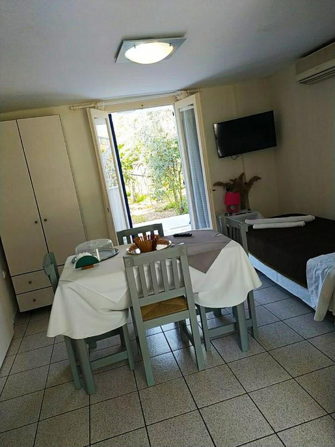 Sea Waves Apartments Néa Epídavros Zewnętrze zdjęcie